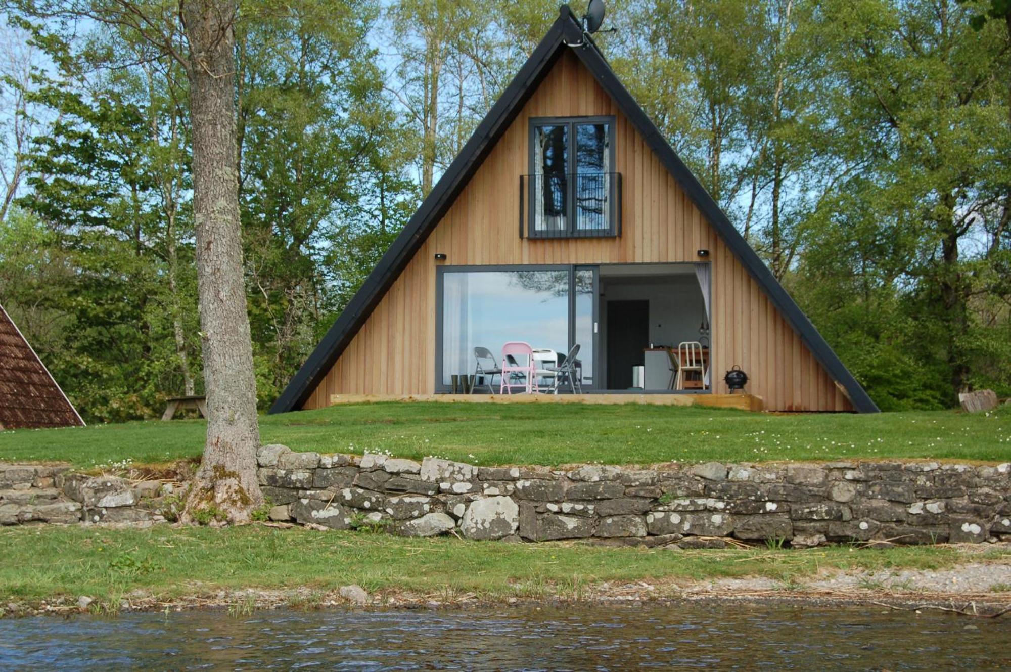 Lochend Chalets Port Of Menteith Bagian luar foto